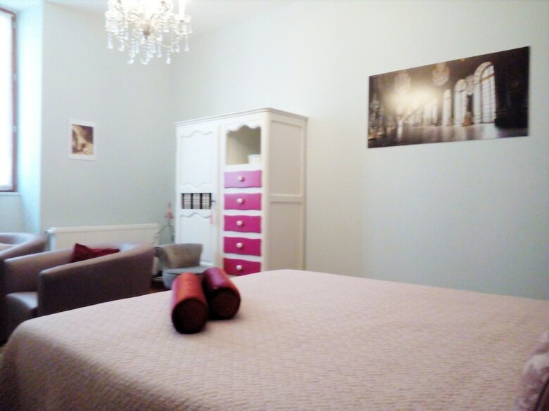 Bed & Breakfast Aux Rosiers