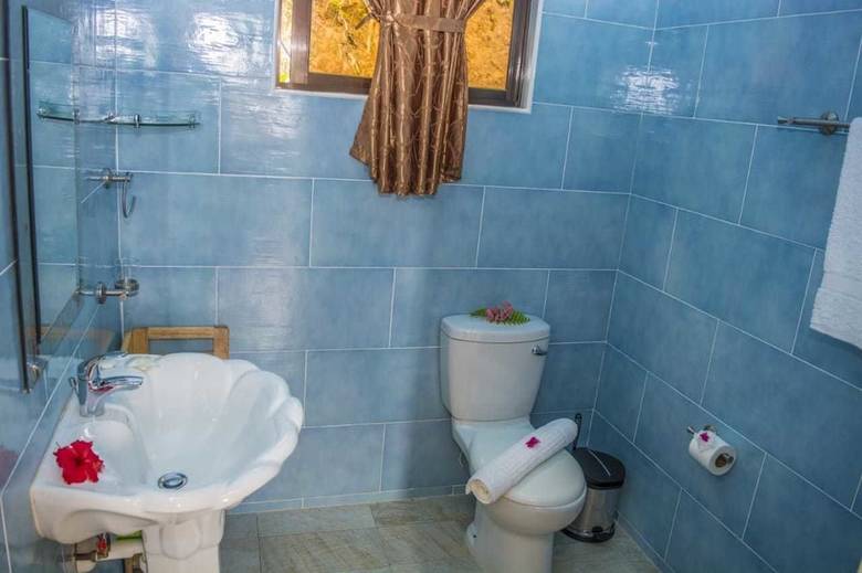 Hotel Les Elles Guesthouse Self Catering