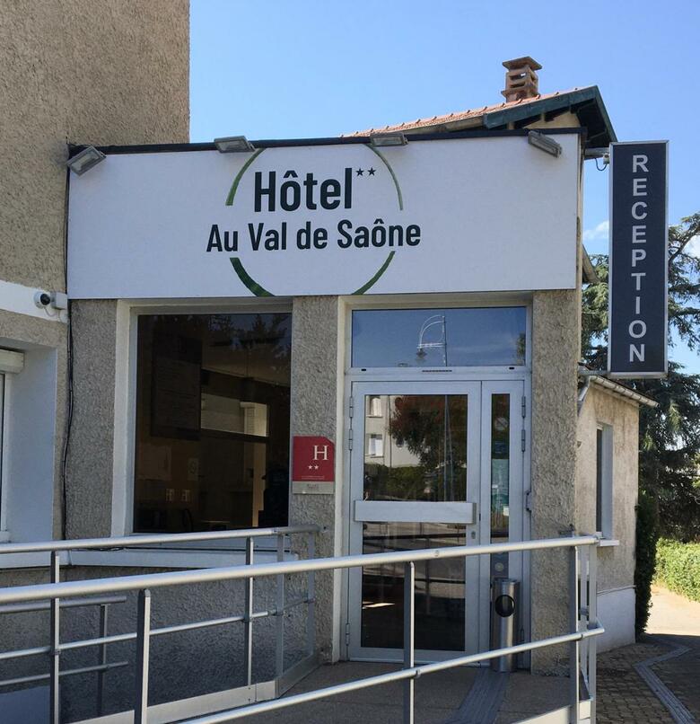 Hotel Val De Saone Lyon Caluire Rillieux