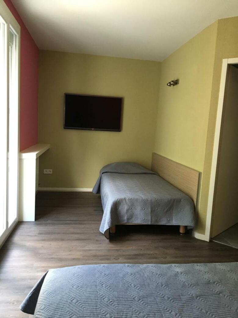 Hotel Val De Saone Lyon Caluire Rillieux