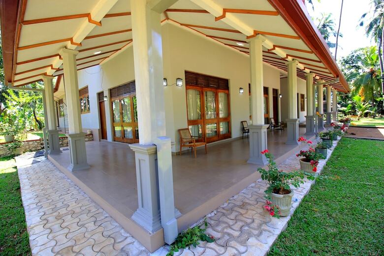 Hotel Lake Garden Villa - Kelaniya