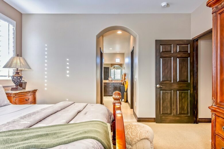 Gemini Of The Desert Five Bedroom House