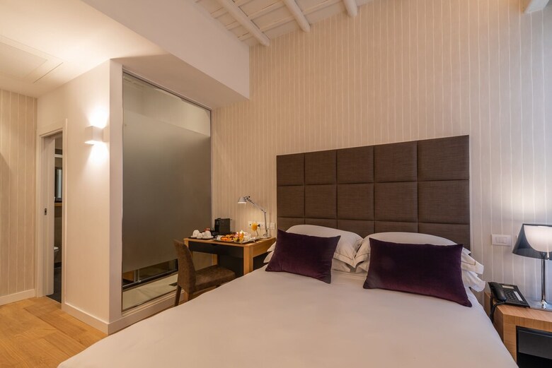 Hotel Laurina 33