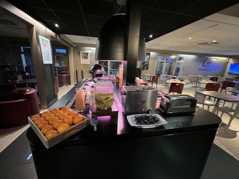 Hotel Campanile Montargis - Amilly