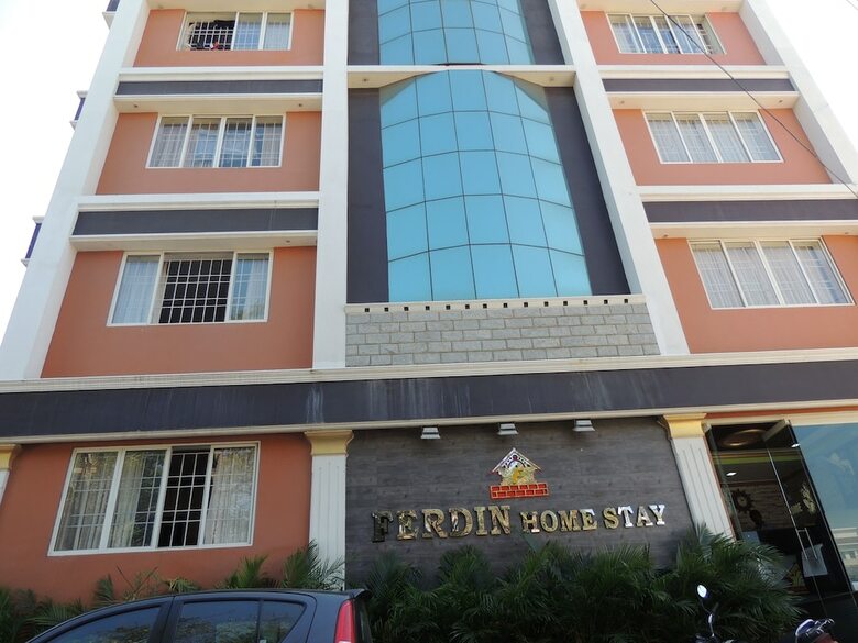 Hotel Ferdin Home Stay