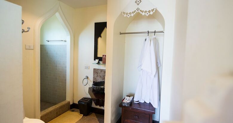 Hotel Ayutthaya Garden River Home