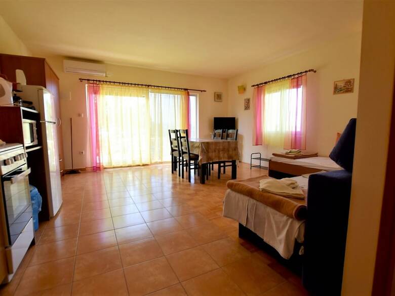 Apartments Pinka-30 M From The Sea
