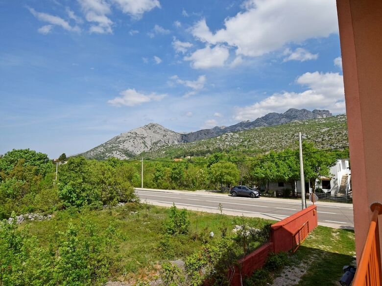 Apartments Pinka-30 M From The Sea
