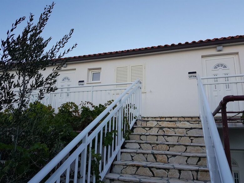Apartments Badija