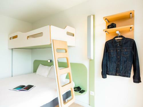 Hotel Ibis Budget Caen Porte De Bretagne
