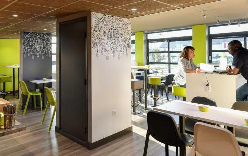 Hotel Ibis Budget Caen Porte De Bretagne