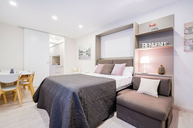 Heart Of Madrid Apartments