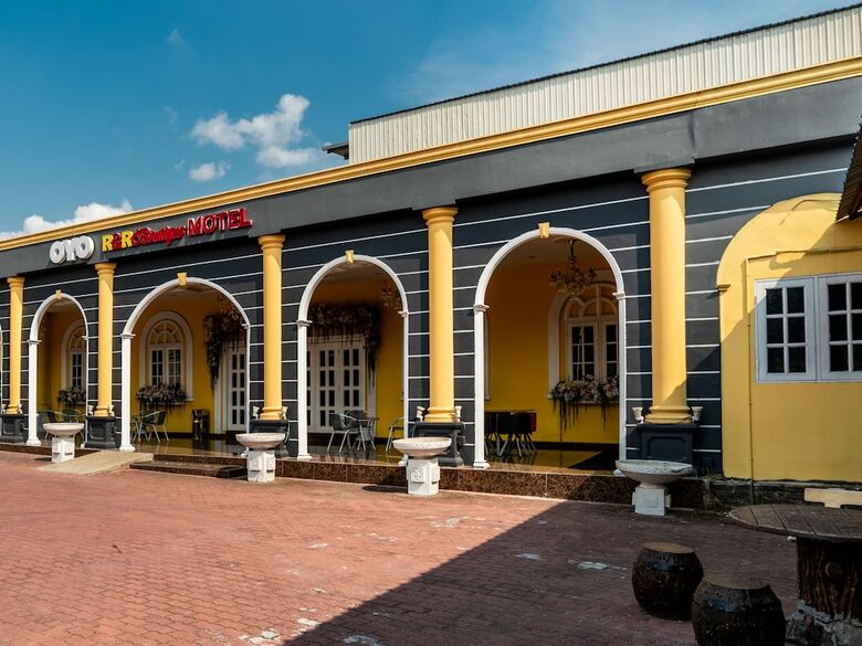 Hotel Oyo 1228 R & R Motel