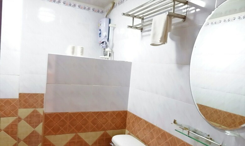 Lyly Hotel
