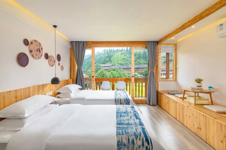 Hotel W Lodge