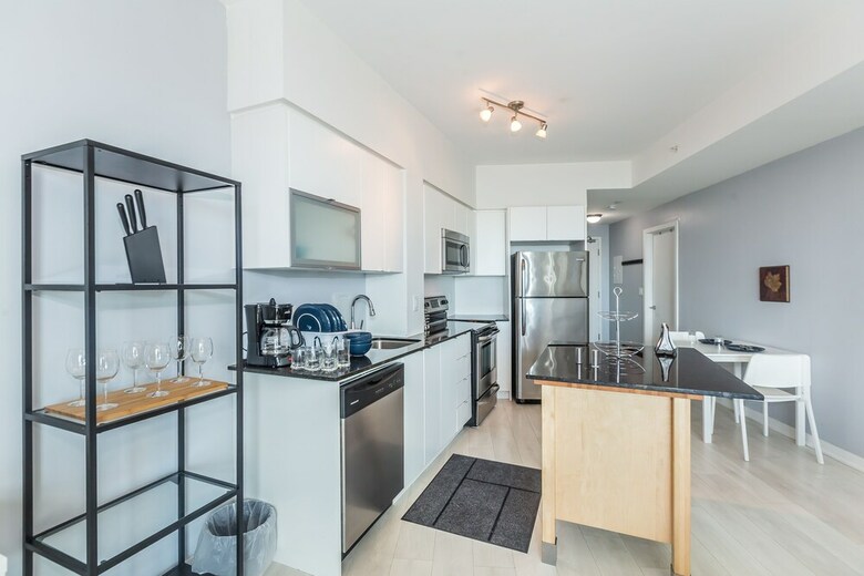 Aparthotel New! Panoramic Lakeview In A Luxury Downtown Oasis