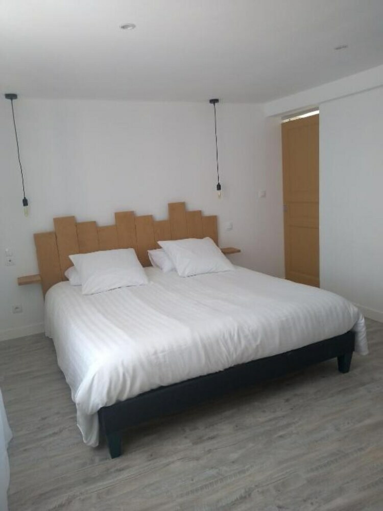 Bed & Breakfast La Maison De Pescate