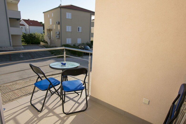 Apartment More