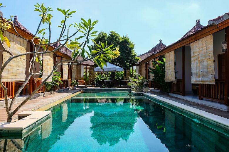 Hotel Oyo 1096 Bungalow And Restaurant Anda