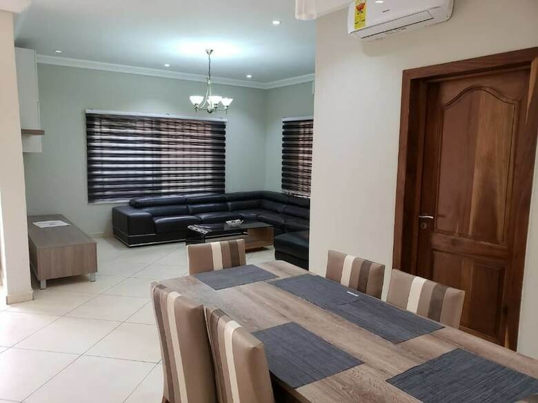 Apartamentos City Enclave Luxury Condo