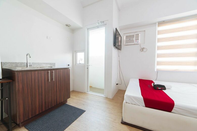 Hotel Reddoorz Premium @ Anuva Residences