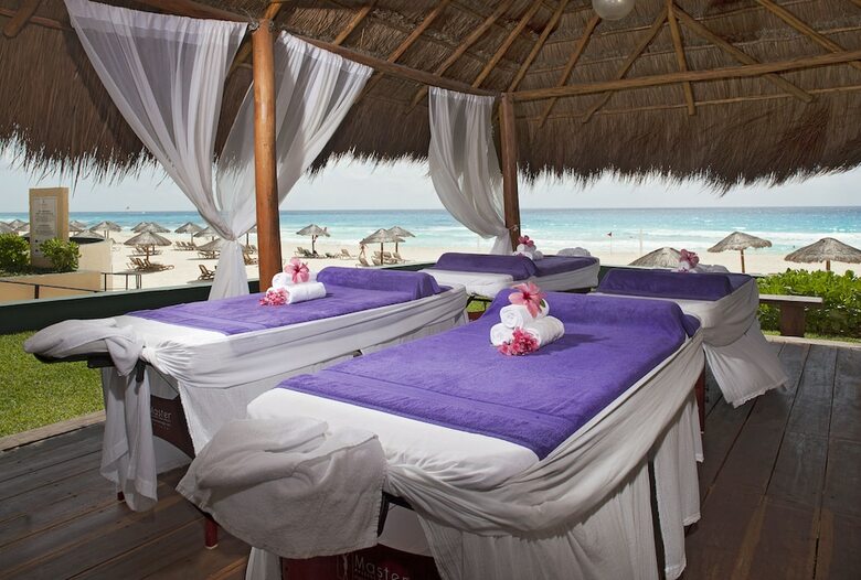 Apartamentos Emporio Cancun All Inclusive