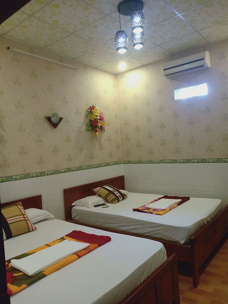 Hotel Nha Nghi Viet Sang