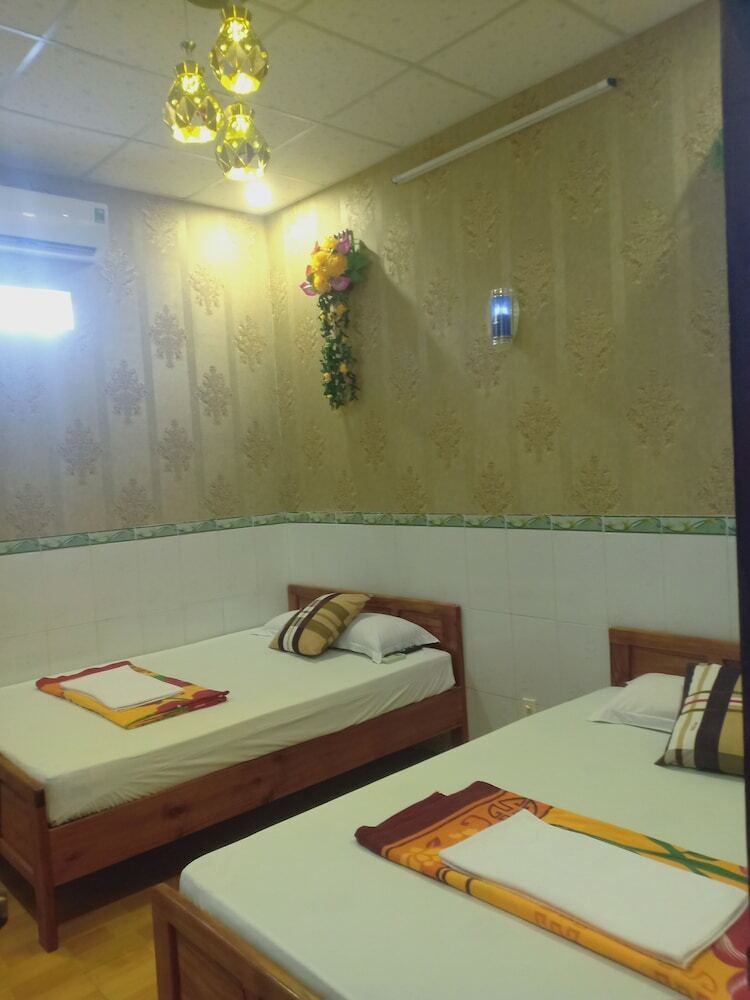 Hotel Nha Nghi Viet Sang
