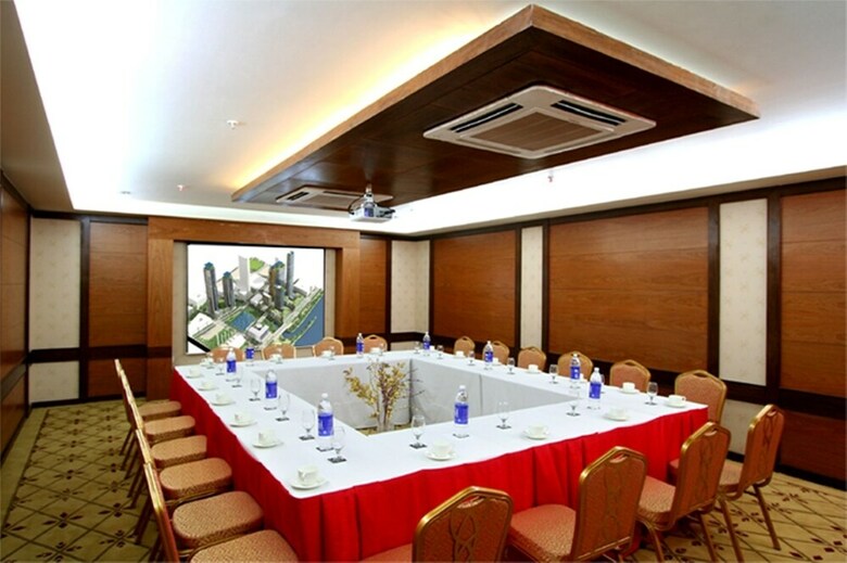 Hotel United-21 Citymark - Gurgaon