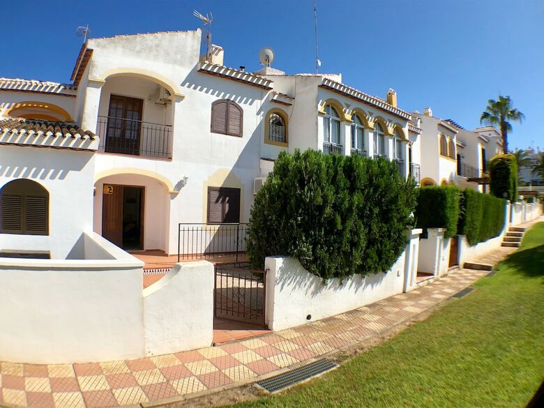 Apartamentos La Mata Beach Bungalow Beautiful Pool