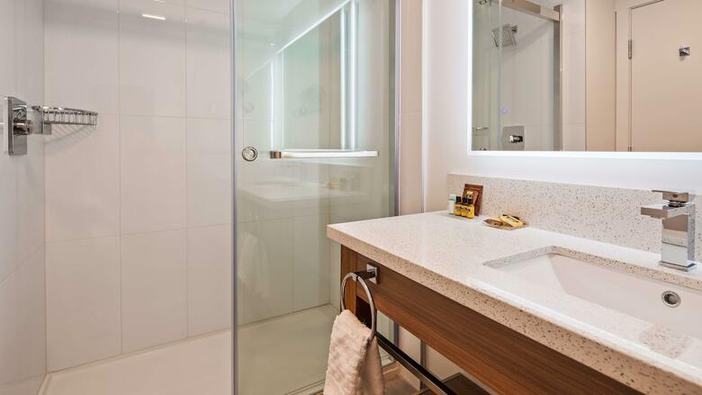 Hotel Executive Residency By Best Western Calgary City View North