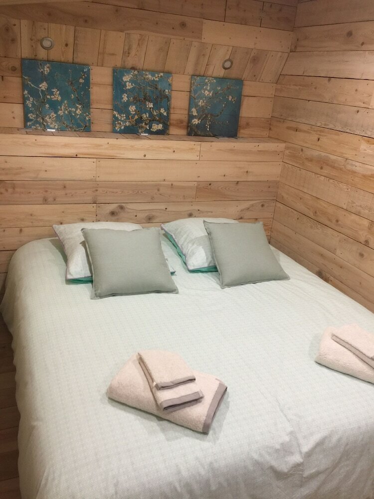 Bed & Breakfast Maison D'hotes La Voute