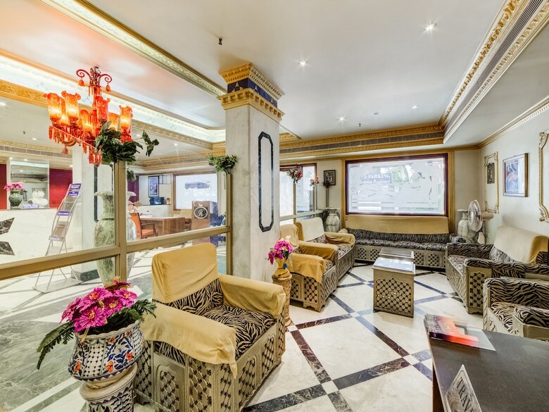 Hotel Oyo 29230 Ik London Residency