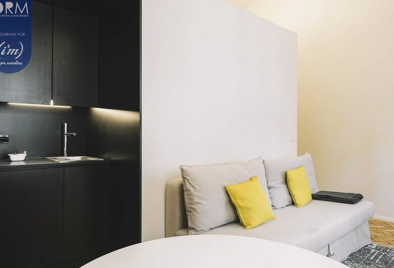 Apartamentos Orm - Guindais Muralha Santa Clara And S�