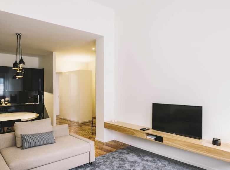 Apartamentos Orm - Guindais Muralha Santa Clara And S�