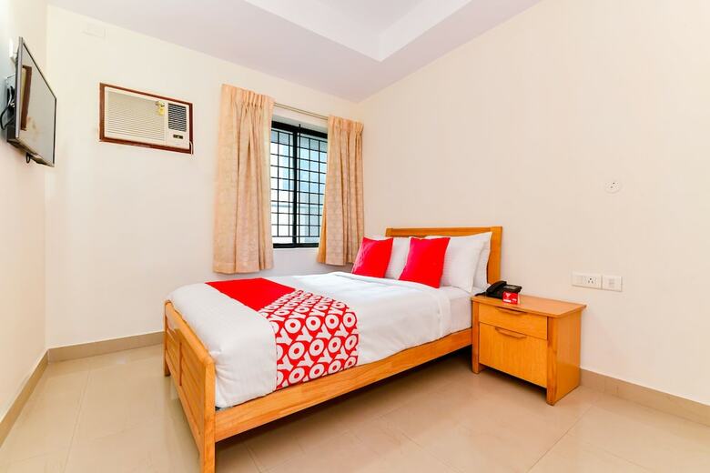 Hotel Oyo Flagship 38119 Tristar Residency