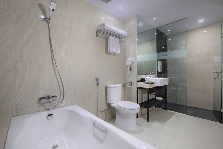Hotel Harper Wahid Hasyim Medan By Aston
