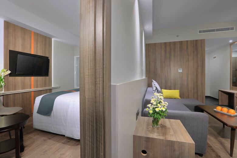 Hotel Harper Wahid Hasyim Medan By Aston