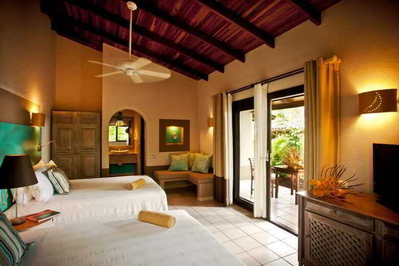 Hotel Cala Luna
