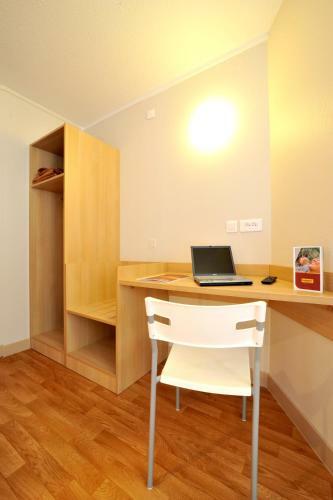 Hotel Balladins Poitiers Jaunay Clan