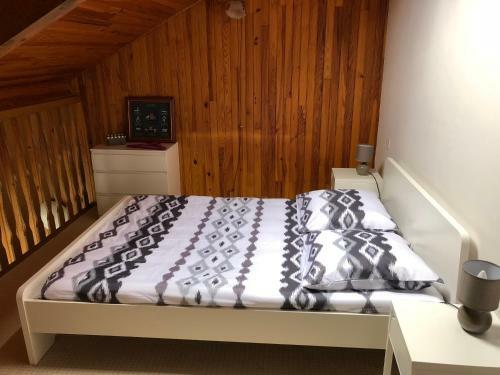 Hostal Chambres D'hotes Le Manoir De La Salmoni�re
