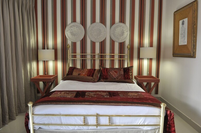 Bed & Breakfast House And Heart Guest House