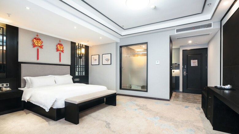 Vyluk J Hotel Chongqing Changjiangsuodao