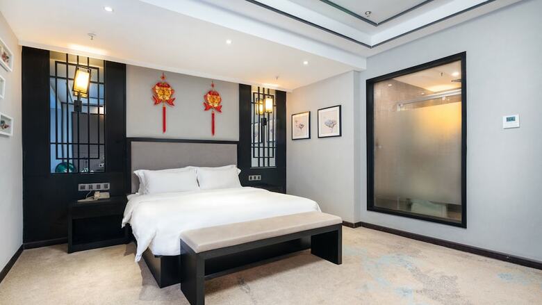 Vyluk J Hotel Chongqing Changjiangsuodao