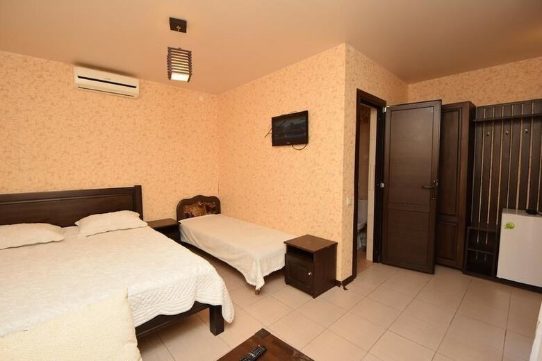 Hotel Sadorini Guest House