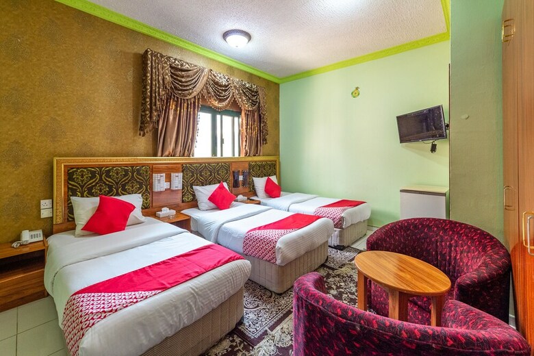 Oyo 191 Golden Sea Hotel