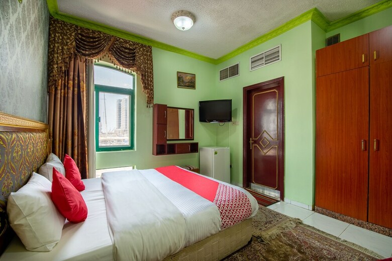 Oyo 191 Golden Sea Hotel