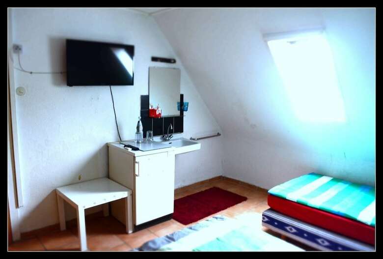 Pension Und Monteurzimmer Deutschhof