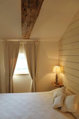 Bed & Breakfast Auberge De La Court D'aron