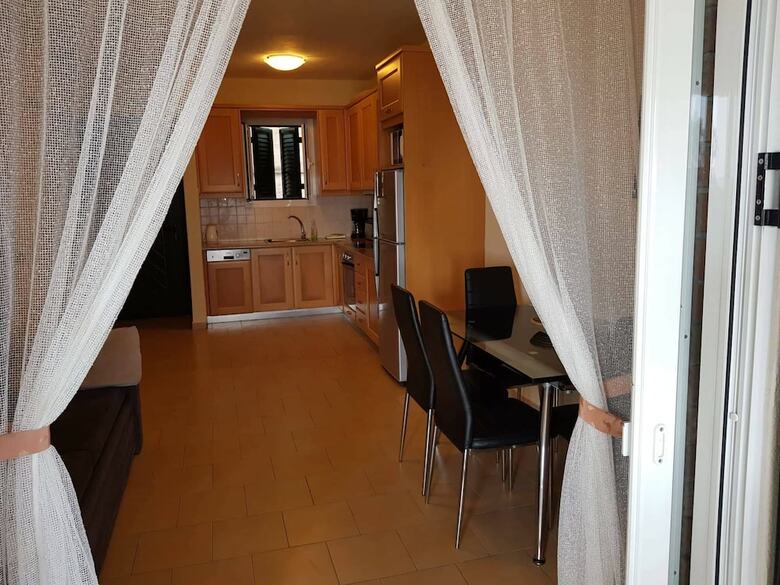 Apartamentos Menigos Ab4g No50 Beachfront 2 Bdr Apt